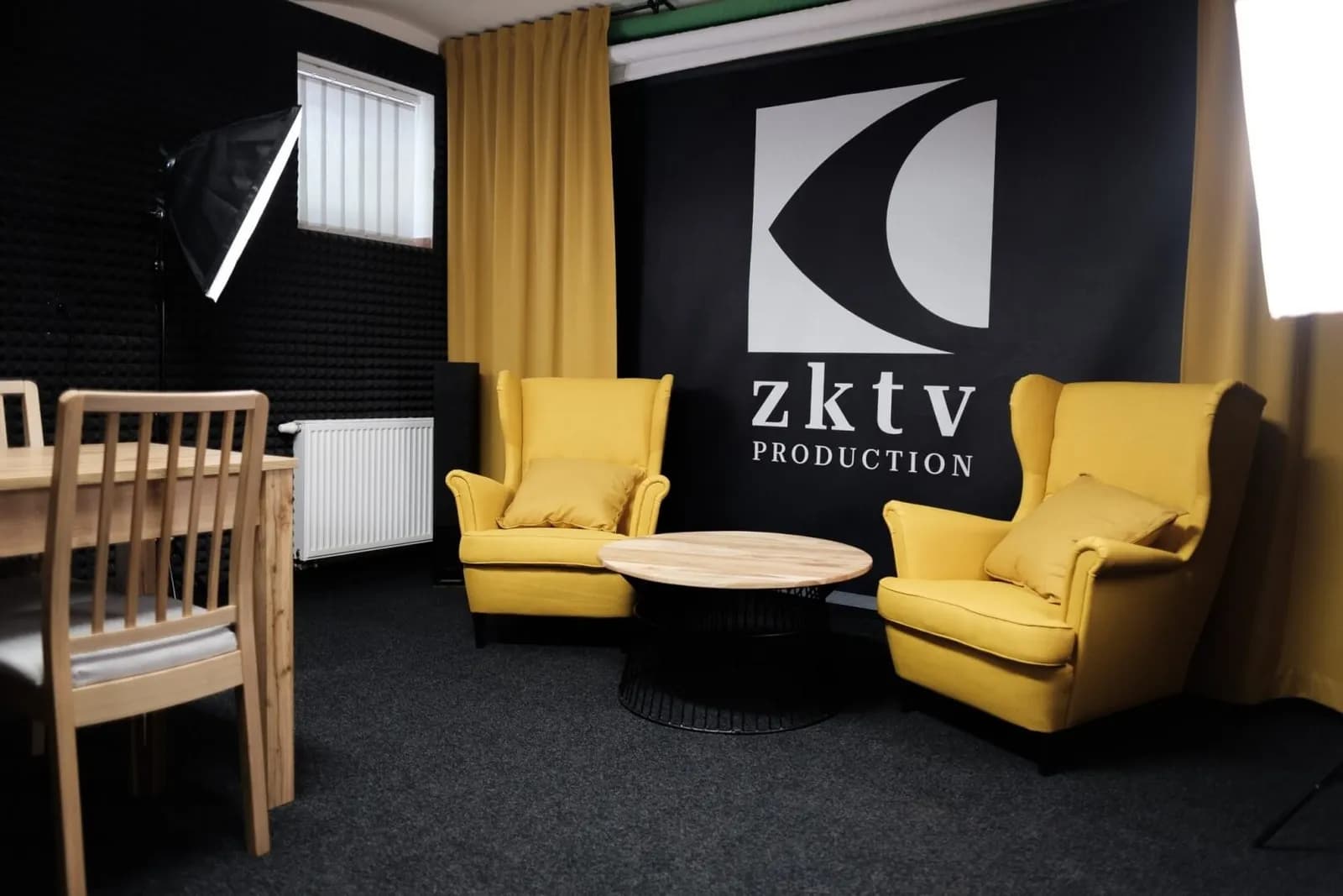 ZKTV — Podcastové studio